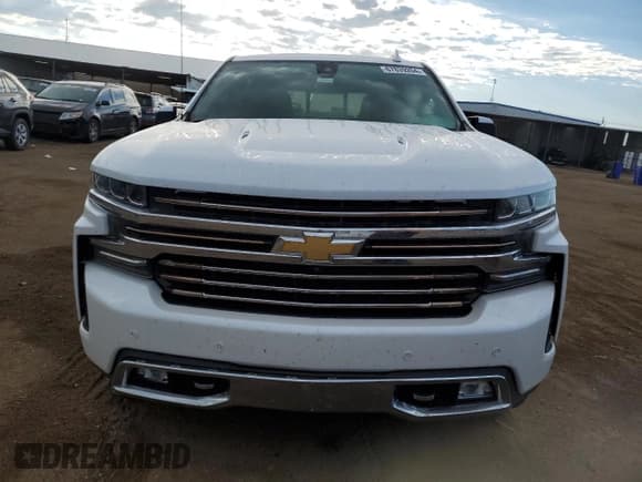 ✅ 2019 Chevrolet Silverado 1500 High Country • VIN: 3GCUYHEL3KG181962 • Lot: 67839204. Wystawiony na Copart z przebiegiem 77 767 mil. Bezpłatny archiwum sprzedaży aukcyjnych z USA i szczegółowy raport historii pojazdu na DreamBid. Zdjęcie 5.