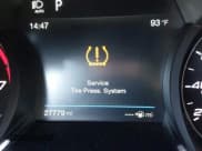 ✅ 2018 Alfa Romeo Giulia • VIN: ZARFAEBN0J7566218 • Лот: 43607102. Опубликован ранее на IAAI с пробегом 27 779 миль. Бесплатный доступ к архиву аукционных продаж из США и подробный отчёт об истории автомобиля на DreamBid. Изображение 16.