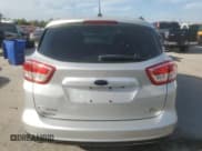 ✅ 2018 Ford C-Max SE • VIN: 1FADP5AU2JL102398 • Lot: 84650135. Wystawiony na Copart z przebiegiem 161 881 mil. Bezpłatny archiwum sprzedaży aukcyjnych z USA i szczegółowy raport historii pojazdu na DreamBid. Zdjęcie 6.