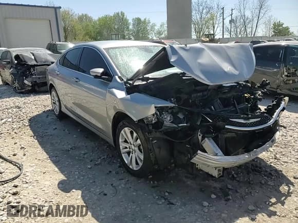 ✅ 2015 Chrysler 200 Limited • VIN: 1C3CCCAB2FN504913 • Lot: 56052505. Listed on Copart with 125,303 mi. Free auction sales archive from the USA and detailed vehicle history report at DreamBid. Image 14.