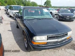 ✅ 1999 Chevrolet S-10 • VIN: 1GCCS144XX8207761 • Лот: 42652515. Опубликован ранее на IAAI с пробегом 209 461 миль. Бесплатный доступ к архиву аукционных продаж из США и подробный отчёт об истории автомобиля на DreamBid. Изображение 1.