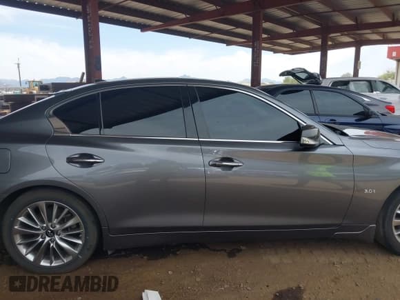✅ 2020 Infiniti Q50 Luxe • VIN: JN1EV7AP7LM208498 • Lot: 42374949. Listed on IAAI with 72,280 mi. Free auction sales archive from the USA and detailed vehicle history report at DreamBid. Image 14.