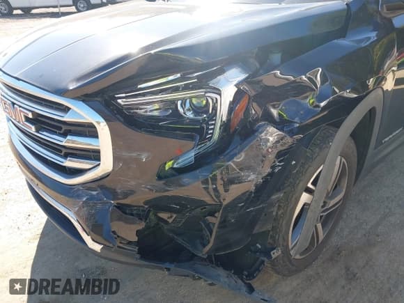 ✅ 2020 GMC Terrain SLT • VIN: 3GKALVEV9LL120596 • Lot: 43499481. Wystawiony na IAAI z przebiegiem 123 070 mil. Bezpłatny archiwum sprzedaży aukcyjnych z USA i szczegółowy raport historii pojazdu na DreamBid. Zdjęcie 6.