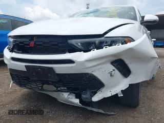 2024 Dodge Hornet R/T z VIN ZACPDFCW0R3A28742, wystawiony jako IAAI lot #42698231 z przebiegiem 34 181 mil mil oraz . Historia ofert i sprzedaży dostępna na DreamBid. Obrazek 6.