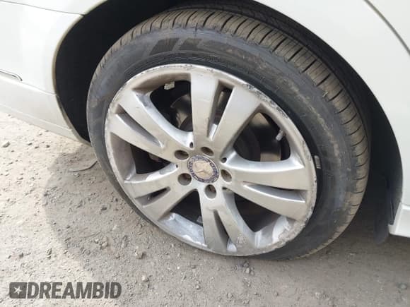 ✅ 2011 Mercedes-Benz C 300 Sport • VIN: WDDGF8BB1BR158412 • Лот: 42483819. Опубликован ранее на IAAI с пробегом 139 784 миль. Бесплатный доступ к архиву аукционных продаж из США и подробный отчёт об истории автомобиля на DreamBid. Изображение 13.