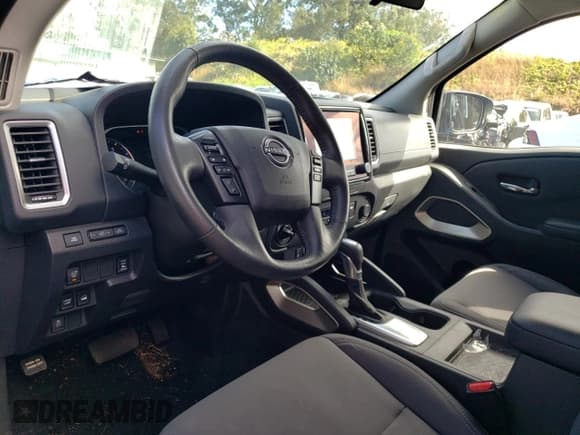 ✅ 2024 Nissan Frontier SV • VIN: 1N6ED1FK0RN600622 • Lot: 42172665. Listed on Copart with 17,396 mi. Free auction sales archive from the USA and detailed vehicle history report at DreamBid. Image 8.