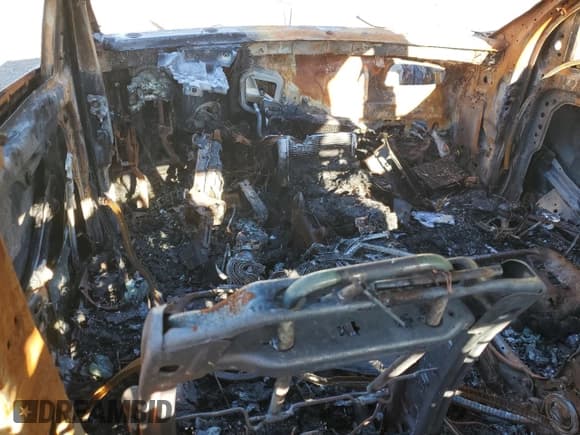 ✅ 2018 Jeep Grand Cherokee Laredo E • VIN: 1C4RJFAG1JC135958 • Лот: 87402955. Опубликован ранее на Copart с пробегом Не указан. Бесплатный доступ к архиву аукционных продаж из США и подробный отчёт об истории автомобиля на DreamBid. Изображение 8.