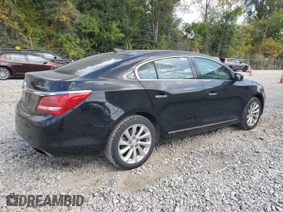 ✅ 2016 Buick LaCrosse • VIN: 1G4GA5G38GF155343 • Lot: 81094025. Wystawiony na Copart z przebiegiem 83 951 mil. Bezpłatny archiwum sprzedaży aukcyjnych z USA i szczegółowy raport historii pojazdu na DreamBid. Zdjęcie 3.