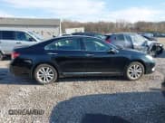 ✅ 2011 Lexus ES 330 • VIN: JTHBK1EG8B2456428 • Лот: 43751755. Опубликован ранее на IAAI с пробегом 251 145 миль. Бесплатный доступ к архиву аукционных продаж из США и подробный отчёт об истории автомобиля на DreamBid. Изображение 13.