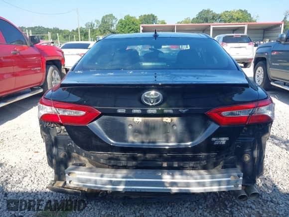 2020 Toyota Camry SE с VIN 4T1G11AK7LU945747, выставлен на аукционе IAAI как лот 42886887 с пробегом Не указан миль и . История ставок и продаж доступна на DreamBid. Изображение 17.