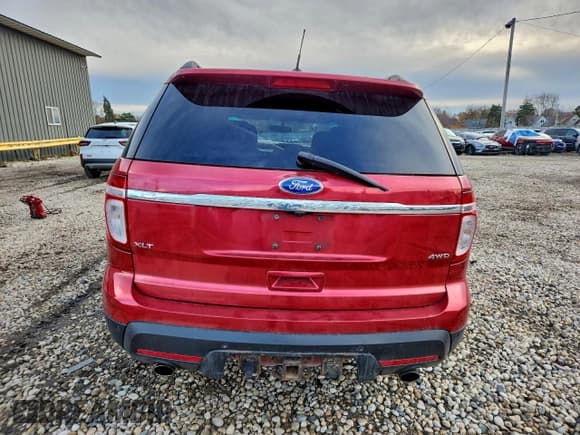 ✅ 2011 Ford Explorer XLT • VIN: 1FMHK8D80BGA45991 • Lot: 93960235. Wystawiony na Copart z przebiegiem 203 519 mil. Bezpłatny archiwum sprzedaży aukcyjnych z USA i szczegółowy raport historii pojazdu na DreamBid. Zdjęcie 6.