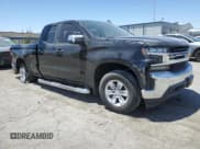 ✅ 2019 Chevrolet Silverado 1500 LT • VIN: 1GCRWCED9KZ220075 • Lot: 60247765. Wystawiony na Copart z przebiegiem 80 451 mil. Bezpłatny archiwum sprzedaży aukcyjnych z USA i szczegółowy raport historii pojazdu na DreamBid. Zdjęcie 4.