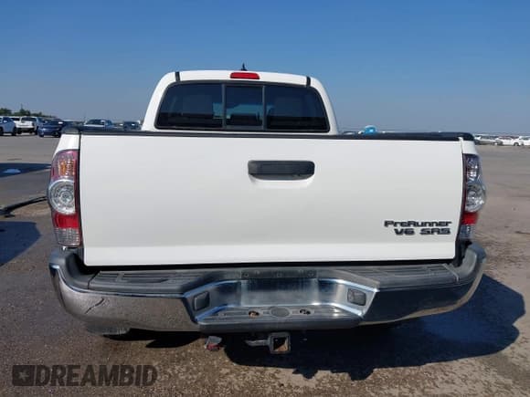 ✅ 2015 Toyota Tacoma PreRunner • VIN: 5TFKU4HN6FX006874 • Lot: 43090148. Listed on IAAI with 182,527 mi. Free auction sales archive from the USA and detailed vehicle history report at DreamBid. Image 16.