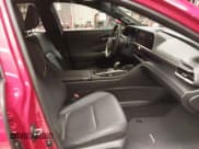 ✅ 2024 Toyota Crown XLE • VIN: JTDAAAAF2R3021468 • Lot: 41622159. Wystawiony na IAAI z przebiegiem 6 120 mil. Bezpłatny archiwum sprzedaży aukcyjnych z USA i szczegółowy raport historii pojazdu na DreamBid. Zdjęcie 5.