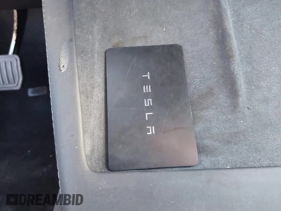 ✅ 2024 Tesla Model 3 • VIN: 5YJ3E1EA1RF739897 • Lot: 43381878. Wystawiony na IAAI z przebiegiem 23 916 mil. Bezpłatny archiwum sprzedaży aukcyjnych z USA i szczegółowy raport historii pojazdu na DreamBid. Zdjęcie 11.