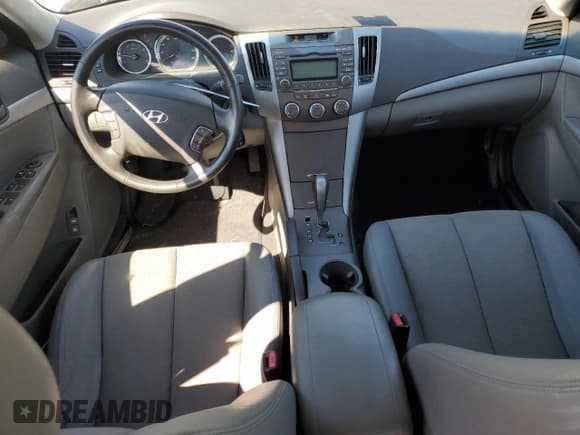 ✅ 2010 Hyundai Sonata Limited • VIN: 5NPEU4AF8AH591171 • Лот: 69448924. Опубликован ранее на Copart с пробегом 124 126 миль. Бесплатный доступ к архиву аукционных продаж из США и подробный отчёт об истории автомобиля на DreamBid. Изображение 8.