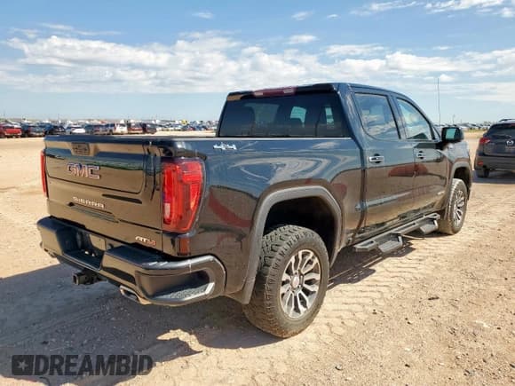✅ 2021 GMC Sierra 1500 AT4 • VIN: 3GTU9EET5MG446136 • Lot: 80840435. Listed on Copart with 92,364 mi. Free auction sales archive from the USA and detailed vehicle history report at DreamBid. Image 3.