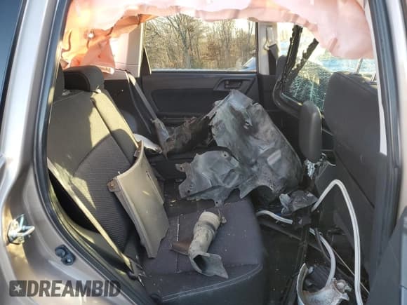 ✅ 2014 Subaru Forester Premium • VIN: JF2SJAEC6EH468582 • Lot: 93397135. Wystawiony na Copart z przebiegiem 64 277 mil. Bezpłatny archiwum sprzedaży aukcyjnych z USA i szczegółowy raport historii pojazdu na DreamBid. Zdjęcie 11.