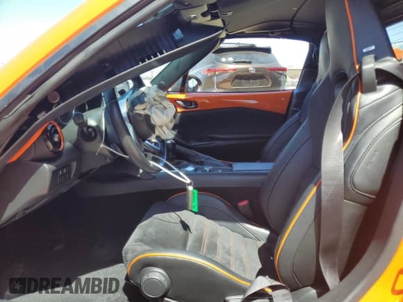 ✅ 2019 Mazda MX-5 Miata • VIN: JM1NDAJ79K0400573 • Lot: 61774385. Wystawiony na Copart z przebiegiem 32 060 mil. Bezpłatny archiwum sprzedaży aukcyjnych z USA i szczegółowy raport historii pojazdu na DreamBid. Zdjęcie 7.