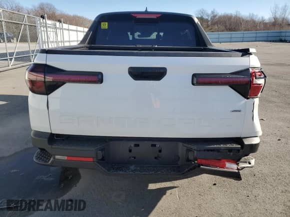 2024 Hyundai Santa Cruz SEL с VIN 5NTJCDDE5RH105272, выставлен на аукционе Copart как лот 87901215 с пробегом 1 287 миль миль и Списание • Salvage title. История ставок и продаж доступна на DreamBid. Изображение 6.