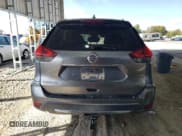 ✅ 2017 Nissan Rogue S • VIN: KNMAT2MT6HP520816 • Lot: 90814235. Wystawiony na Copart z przebiegiem 155 651 mil. Bezpłatny archiwum sprzedaży aukcyjnych z USA i szczegółowy raport historii pojazdu na DreamBid. Zdjęcie 6.