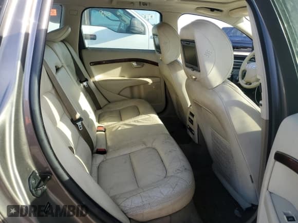 ✅ 2008 Volvo XC70 • VIN: YV4BZ982381009898 • Lot: 71318674. Listed on Copart with 155,951 mi. Free auction sales archive from the USA and detailed vehicle history report at DreamBid. Image 11.