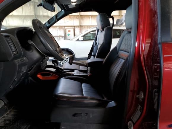 ✅ 2023 Nissan Frontier SV • VIN: 1N6ED1EK1PN636348 • Lot: 92592725. Listed on Copart with 21,152 mi. Free auction sales archive from the USA and detailed vehicle history report at DreamBid. Image 7.