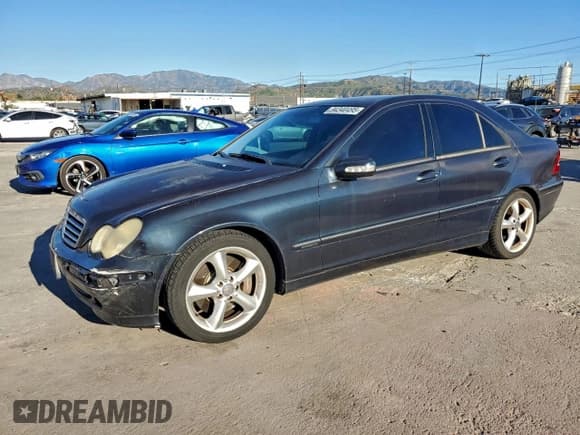 ✅ 2004 Mercedes-Benz C 230 Kompressor • VIN: WDBRF40J14A628797 • Lot: 94340495. Listed on Copart with 176,194 mi. Free auction sales archive from the USA and detailed vehicle history report at DreamBid. Image 1.