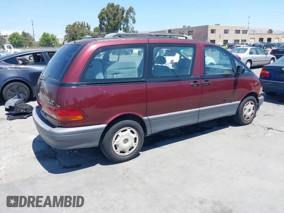 ✅ 1994 Toyota Previa • VIN: JT3AC11R9R1157603 • Лот: 42768903. Опубликован ранее на IAAI с пробегом 295 722 миль. Бесплатный доступ к архиву аукционных продаж из США и подробный отчёт об истории автомобиля на DreamBid. Изображение 4.