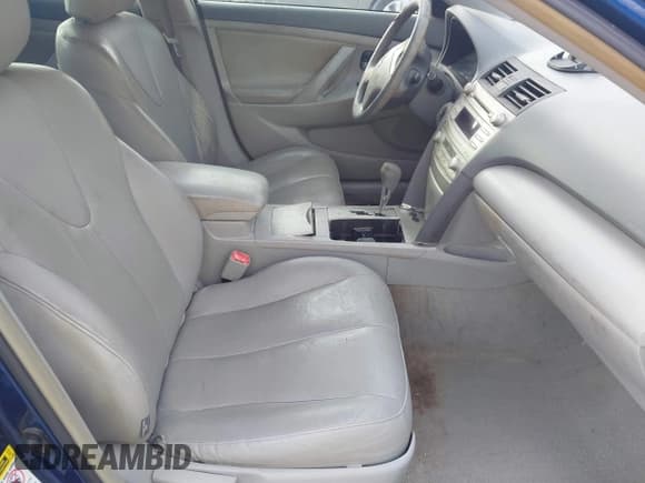 ✅ 2010 Toyota Camry • VIN: 4T1BB3EK6AU113102 • Lot: 43760891. Listed on IAAI with 237,147 mi. Free auction sales archive from the USA and detailed vehicle history report at DreamBid. Image 5.