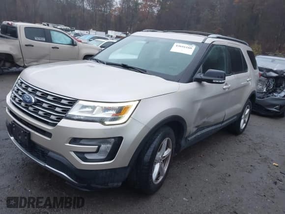 ✅ 2017 Ford Explorer XLT • VIN: 1FM5K8D83HGC77836 • Lot: 43616160. Wystawiony na IAAI z przebiegiem 111 884 mil. Bezpłatny archiwum sprzedaży aukcyjnych z USA i szczegółowy raport historii pojazdu na DreamBid. Zdjęcie 2.