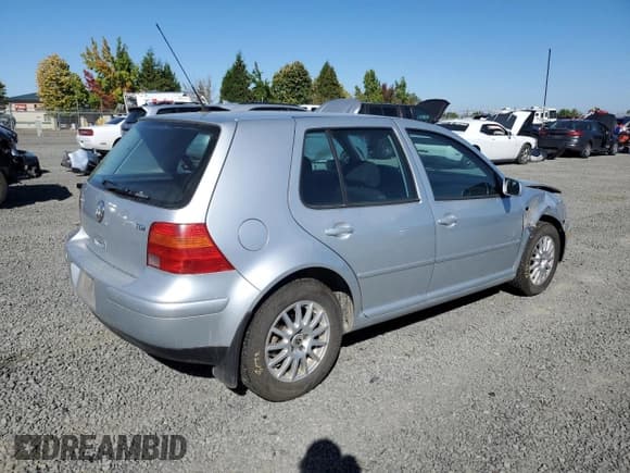 ✅ 2005 Volkswagen Golf GLS • VIN: 9BWGR61J854011106 • Lot: 81093825. Wystawiony na Copart z przebiegiem 163 655 mil. Bezpłatny archiwum sprzedaży aukcyjnych z USA i szczegółowy raport historii pojazdu na DreamBid. Zdjęcie 3.