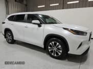 ✅ 2024 Toyota Highlander LE • VIN: 5TDKDRAH5RS054524 • Lot: 57599715. Listed on Copart with 20,609 mi. Free auction sales archive from the USA and detailed vehicle history report at DreamBid. Image 4.