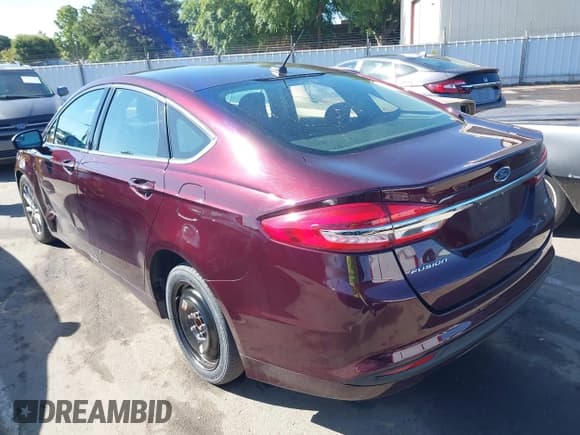 ✅ 2017 Ford Fusion SE • VIN: 3FA6P0H78HR368483 • Lot: 42279314. Listed on IAAI with 68,363 mi. Free auction sales archive from the USA and detailed vehicle history report at DreamBid. Image 3.