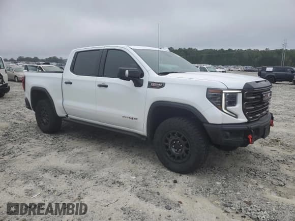 ✅ 2023 GMC Sierra 1500 AT4X • VIN: 3GTUUFEL6PG353117 • Лот: 84397305. Опубликован ранее на Copart с пробегом 17 113 миль. Бесплатный доступ к архиву аукционных продаж из США и подробный отчёт об истории автомобиля на DreamBid. Изображение 4.