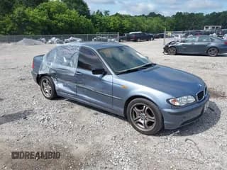 ✅ 2004 BMW 3 Series 325i • VIN: WBAET37444NJ82623 • Lot: 42459578. Listed on IAAI with 189,917 mi. Free auction sales archive from the USA and detailed vehicle history report at DreamBid. Image 1.
