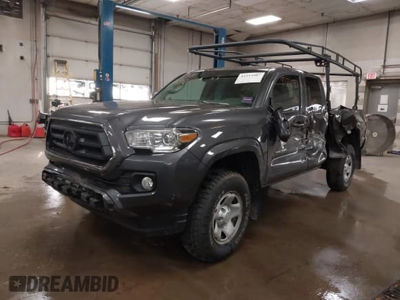 ✅ 2022 Toyota Tacoma SR • VIN: 3TYRX5GN2NT038677 • Lot: 43333987. Listed on IAAI with 56,767 mi. Free auction sales archive from the USA and detailed vehicle history report at DreamBid. Image 2.