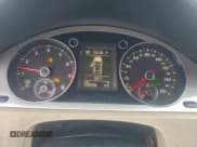 ✅ 2011 Volkswagen CC Sport • VIN: WVWMN7ANXBE700801 • Lot: 94528565. Wystawiony na Copart z przebiegiem 155 720 mil. Bezpłatny archiwum sprzedaży aukcyjnych z USA i szczegółowy raport historii pojazdu na DreamBid. Zdjęcie 9.