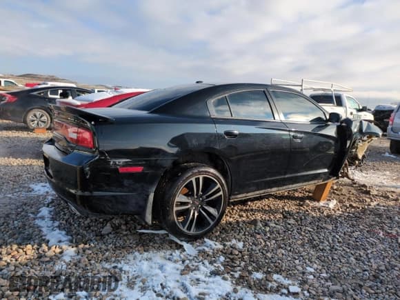 ✅ 2013 Dodge Charger RT Plus • VIN: 2C3CDXDT4DH690288 • Lot: 45912405. Listed on Copart with 127,088 mi. Free auction sales archive from the USA and detailed vehicle history report at DreamBid. Image 3.