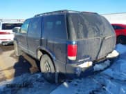 ✅ 2002 Chevrolet Blazer LS • VIN: 1GNDT13W82K183578 • Lot: 41349710. Wystawiony na IAAI z przebiegiem Nie podano. Bezpłatny archiwum sprzedaży aukcyjnych z USA i szczegółowy raport historii pojazdu na DreamBid. Zdjęcie 3.