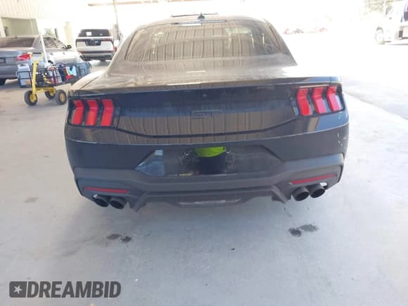 ✅ 2024 Ford Mustang GT • VIN: 1FA6P8CF2R5436066 • Lot: 43508673. Listed on IAAI with 8,280 mi. Free auction sales archive from the USA and detailed vehicle history report at DreamBid. Image 17.