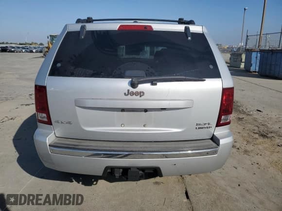 ✅ 2005 Jeep Grand Cherokee Limited • VIN: 1J8HR58285C675184 • Lot: 82672775. Listed on Copart with 154,344 mi. Free auction sales archive from the USA and detailed vehicle history report at DreamBid. Image 6.