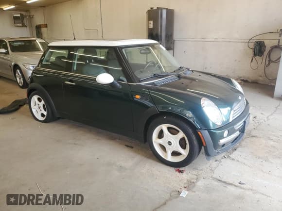 ✅ 2003 MINI Hardtop • VIN: WMWRC33463TE17964 • Lot: 67010715. Listed on Copart with 88,753 mi. Free auction sales archive from the USA and detailed vehicle history report at DreamBid. Image 4.