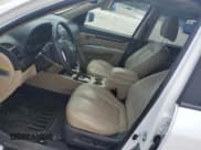 ✅ 2011 Hyundai Santa Fe Limited • VIN: 5XYZK4AG9BG038442 • Lot: 67891644. Listed on Copart with 136,799 mi. Free auction sales archive from the USA and detailed vehicle history report at DreamBid. Image 7.