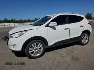 ✅ 2011 Hyundai Tucson Limited • VIN: KM8JU3AC4BU229825 • Lot: 67585414. Listed on Copart with 235,433 mi miles. Access the free auction sales archive from the USA and view a detailed vehicle history report at DreamBid. Image 1.