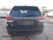 ✅ 2024 Subaru Forester Premium • VIN: JF2SKADC6RH462947 • Lot: 43861738. Listed on IAAI with 34,564 mi. Free auction sales archive from the USA and detailed vehicle history report at DreamBid. Image 16.