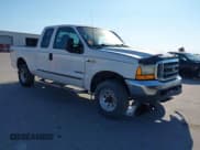 ✅ 2000 Ford F-250 XL • VIN: 1FTNX21F0YEA04726 • Lot: 43440043. Listed on IAAI with 224,157 mi. Free auction sales archive from the USA and detailed vehicle history report at DreamBid. Image 1.
