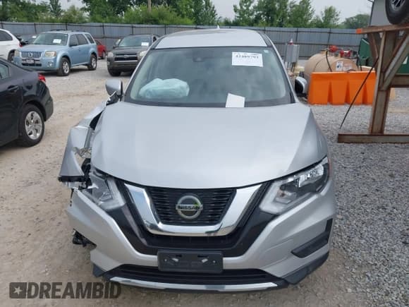 ✅ 2020 Nissan Rogue S • VIN: JN8AT2MV5LW138586 • Lot: 42489793. Listed on IAAI with 110,422 mi. Free auction sales archive from the USA and detailed vehicle history report at DreamBid. Image 12.