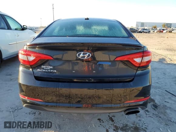 ✅ 2017 Hyundai Sonata SE • VIN: 5NPE24AF1HH459241 • Лот: 72787782. Опубликован ранее на Copart с пробегом 116 739 миль. Бесплатный доступ к архиву аукционных продаж из США и подробный отчёт об истории автомобиля на DreamBid. Изображение 6.