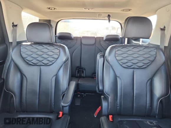 ✅ 2022 Hyundai Palisade Limited • VIN: KM8R5DHE8NU472801 • Lot: 82743525. Listed on Copart with 49,215 mi. Free auction sales archive from the USA and detailed vehicle history report at DreamBid. Image 10.